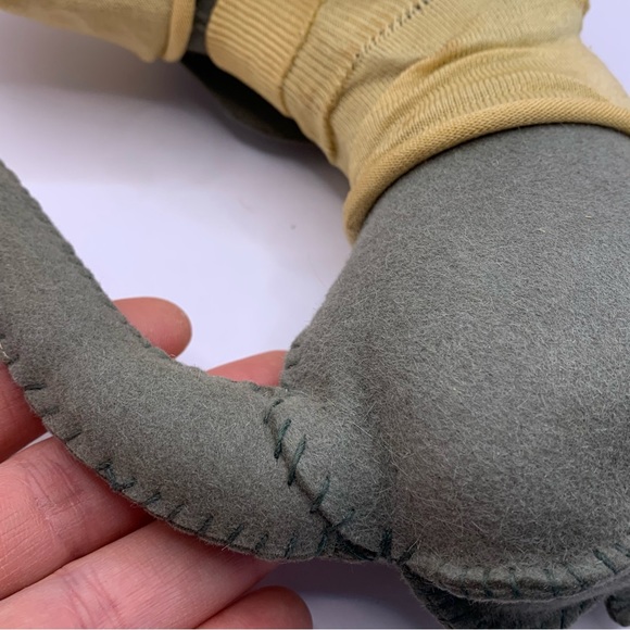 Antique stuffed animal large ears mouse with sock clothing heavy felt hand made - Picture 13 of 13